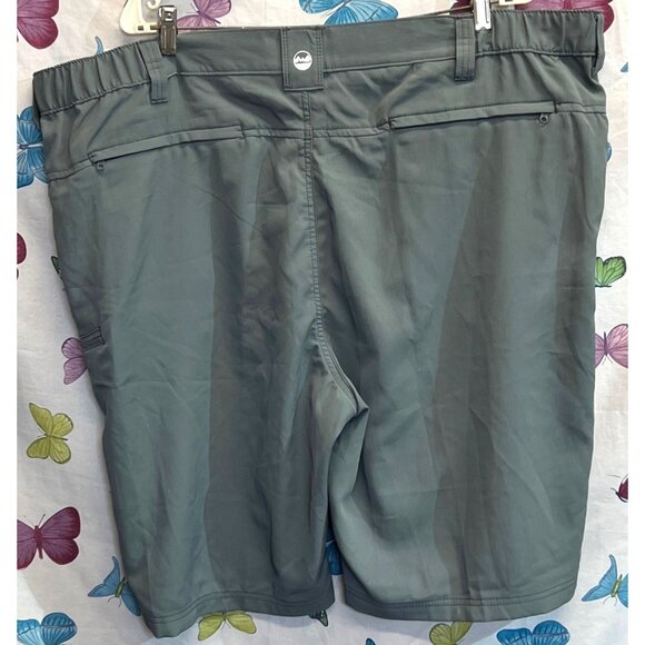 Mens Gray Cargo Shorts Zipper Pocket 100% Polyester Size 48 Made In Bangladesh - Picture 2 of 3